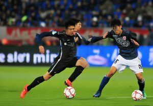 哈兰德：足球场上的新星如何改变比赛格局与未来发展潜力分析